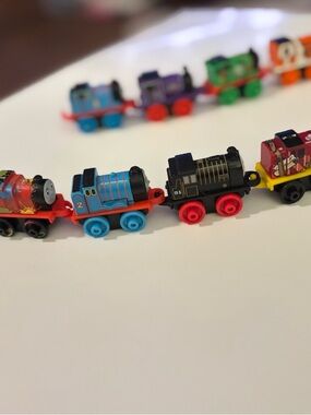 Thomas & Friends Minis trains